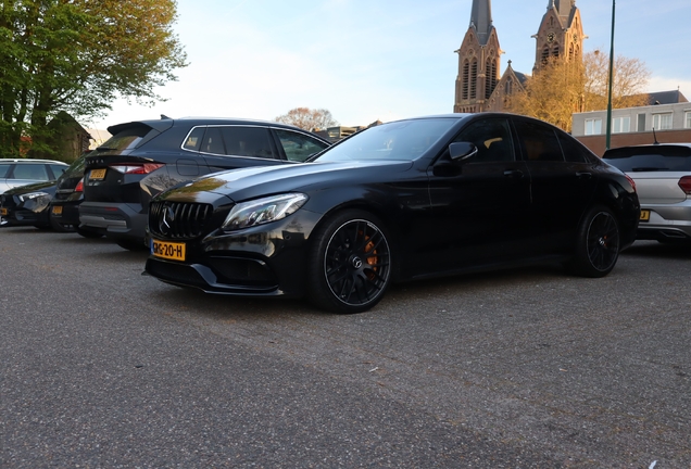 Mercedes-AMG C 63 S W205