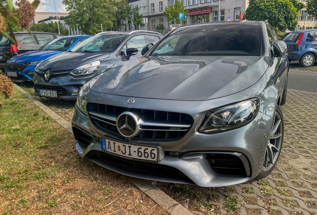 Mercedes-AMG E 63 W213
