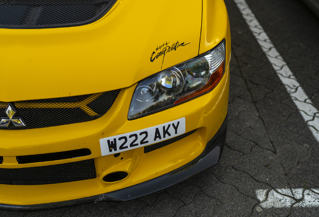 Mitsubishi Lancer Evolution VIII FQ-300