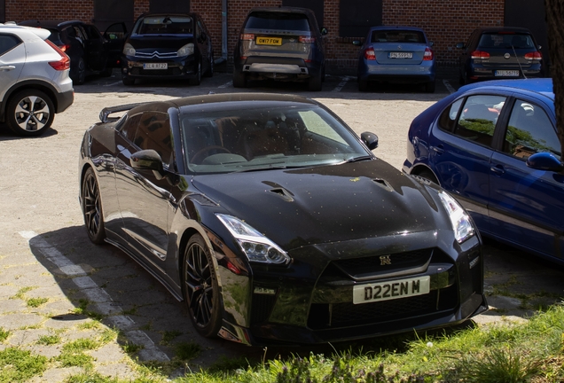 Nissan GT-R 2017