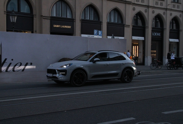 Porsche 95B Macan GTS MkII