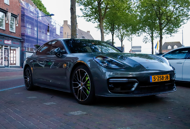 Porsche 971 Panamera Turbo S E-Hybrid MkII