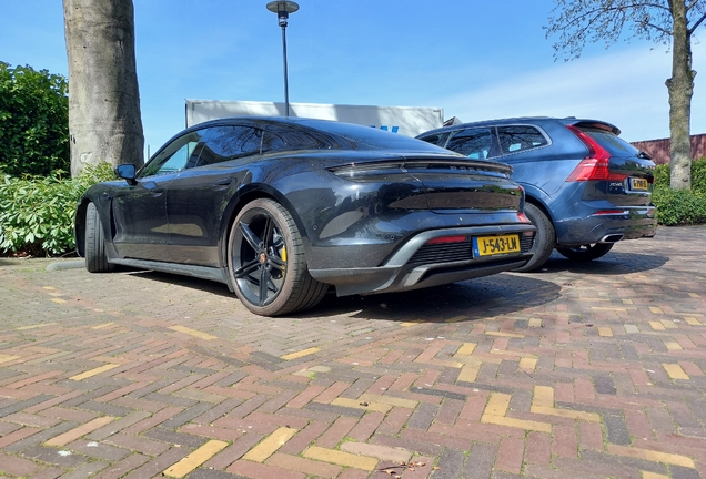 Porsche Taycan Turbo S MkI