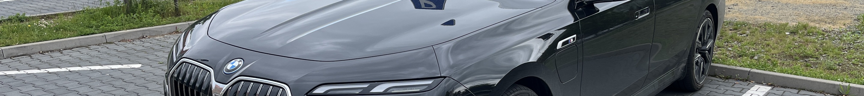 BMW M760e xDrive