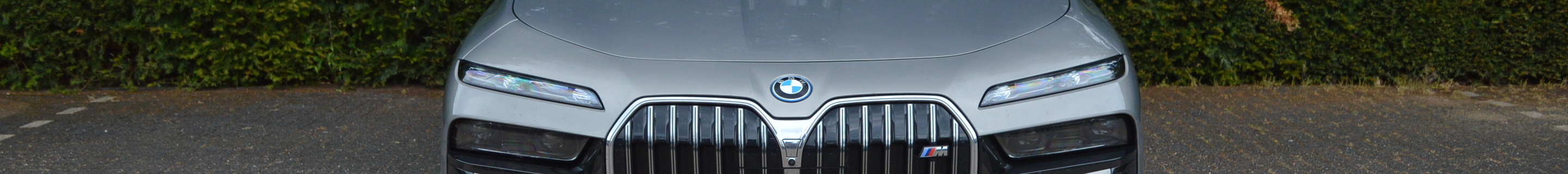 BMW M760e xDrive