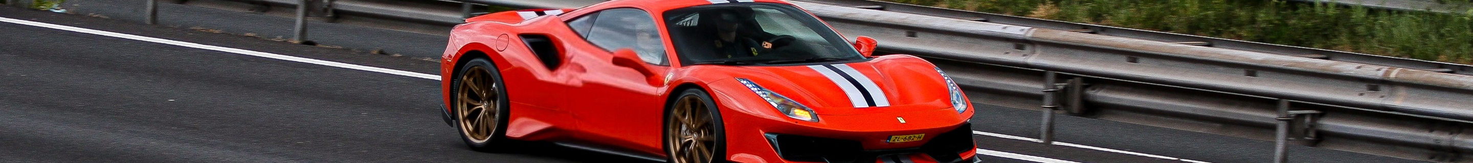 Ferrari 488 Pista