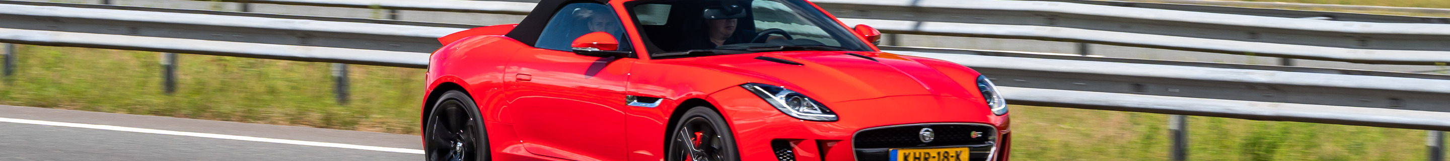 Jaguar F-TYPE S V8 Convertible