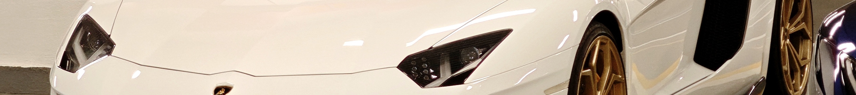 Lamborghini Aventador LP700-4