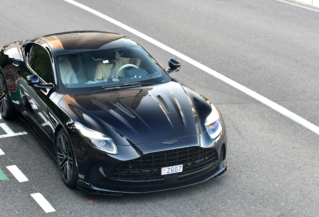 Aston Martin DB12