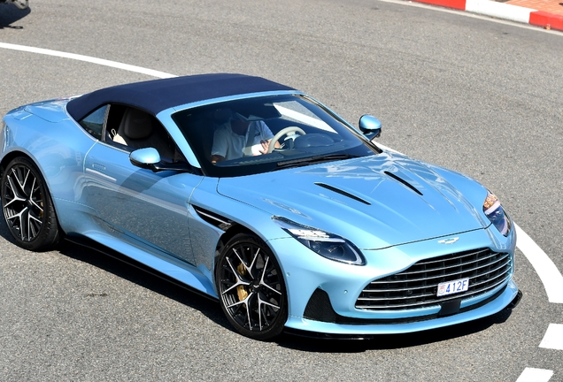 Aston Martin DB12 Volante