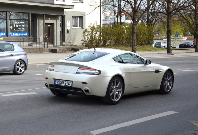 Aston Martin V8 Vantage