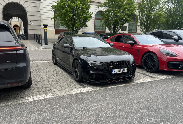 Audi RS5 B8 2012