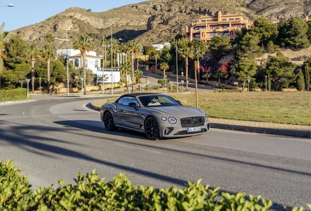 Bentley Continental GTC V8 S 2023