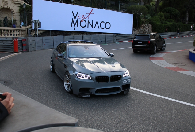 BMW M5 F10 2011