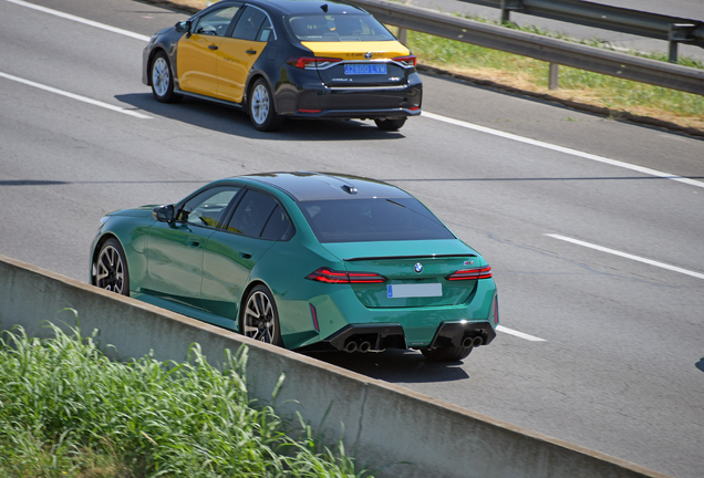 BMW M5 G90