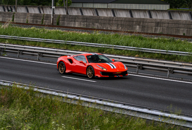 Ferrari 488 Pista