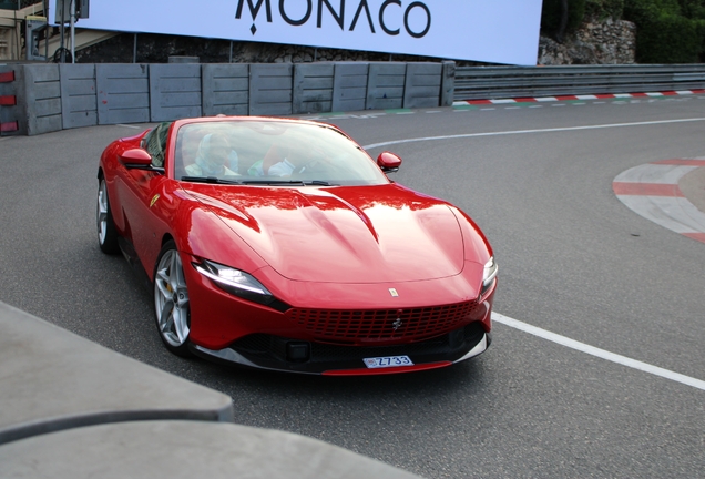 Ferrari Roma Spider