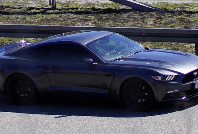 Ford Mustang GT 2015