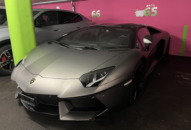 Lamborghini Aventador LP700-4