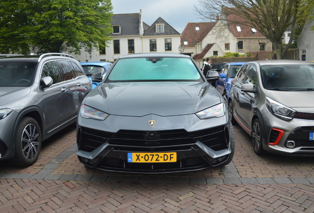 Lamborghini Urus S