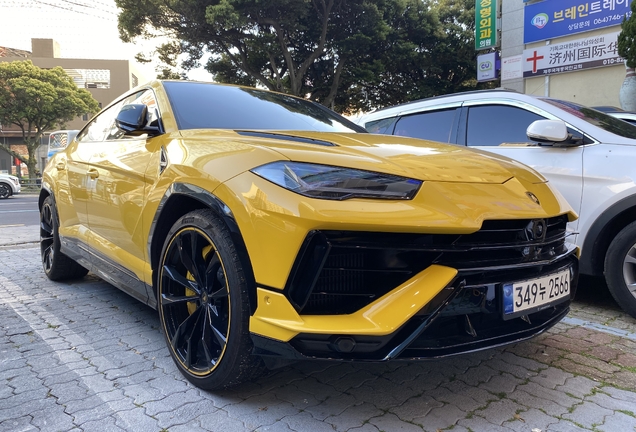 Lamborghini Urus S