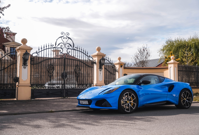 Lotus Emira