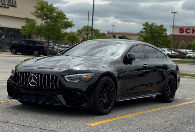 Mercedes-AMG GT 63 C192