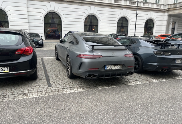 Mercedes-AMG GT 63 S X290