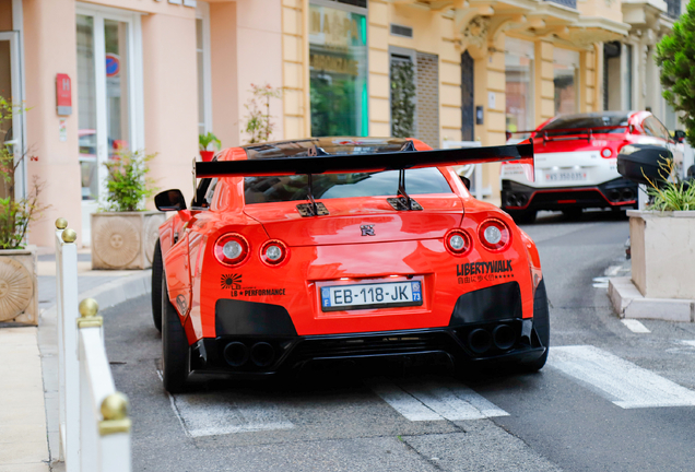 Nissan GT-R 2012 Liberty Walk Widebody