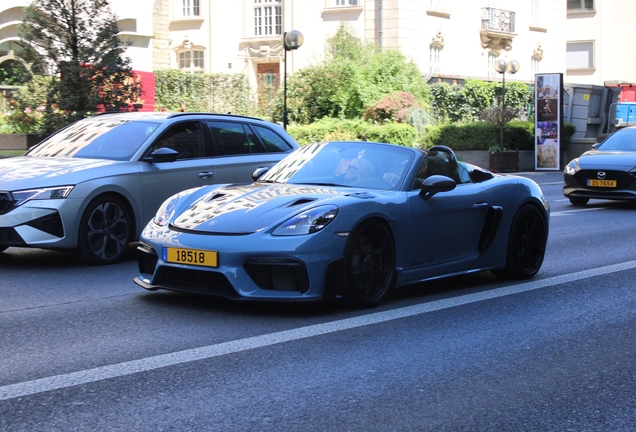 Porsche 718 Spyder RS