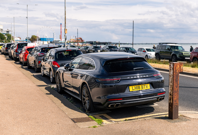 Porsche 971 Panamera Turbo Sport Turismo