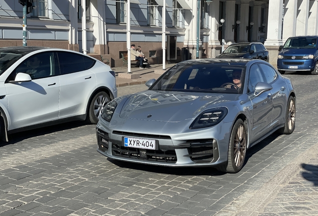Porsche 972 Panamera Turbo E-Hybrid