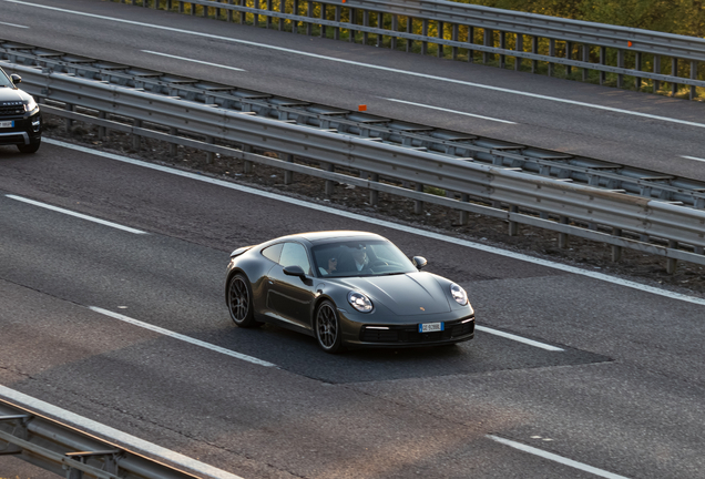 Porsche 992 Carrera 4S MkI