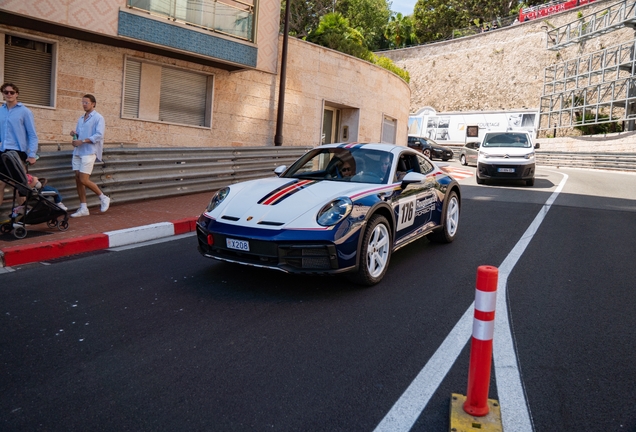 Porsche 992 Dakar