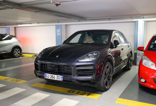 Porsche Cayenne Turbo S E-Hybrid