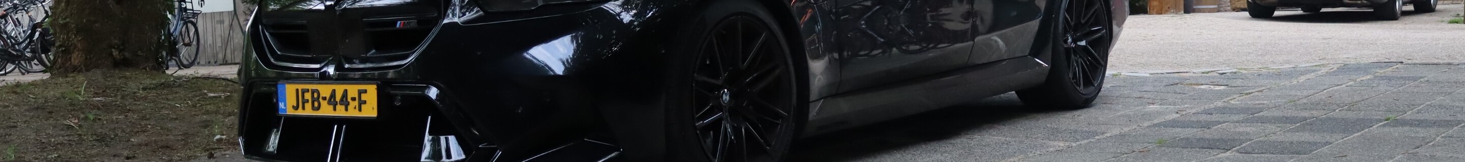 BMW M5 G90