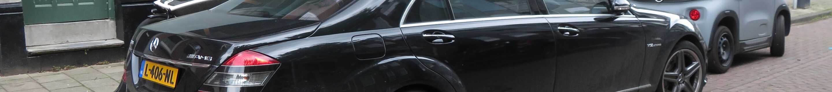 Mercedes-Benz S 65 AMG V221