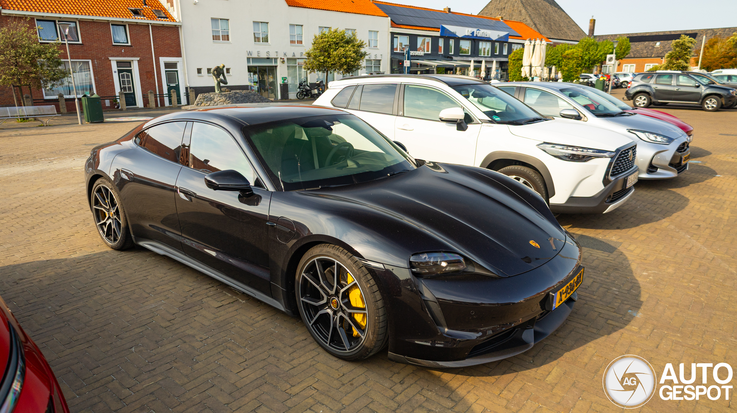 Porsche Taycan Turbo S MkI