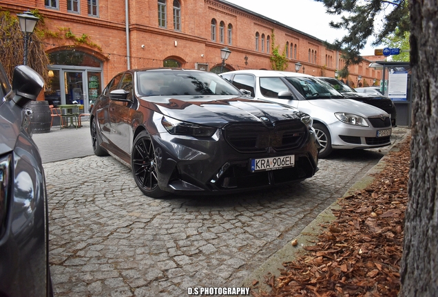 BMW M5 G90