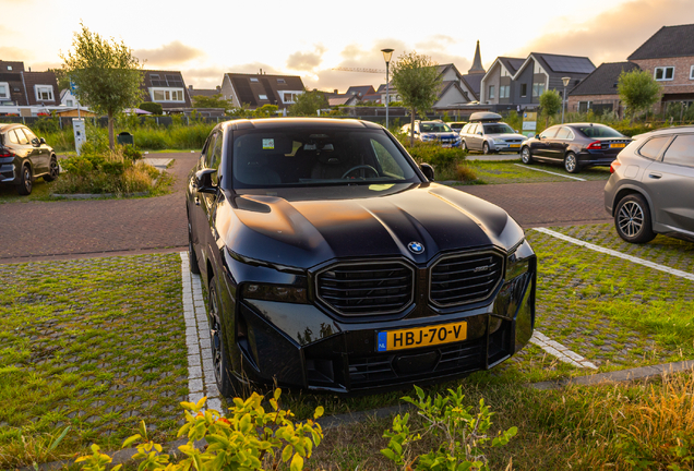 BMW XM G09
