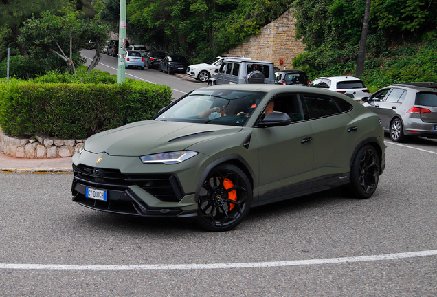 Lamborghini Urus Performante