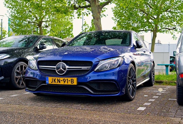 Mercedes-AMG C 63 S W205