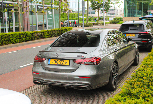 Mercedes-AMG E 63 S W213 2021