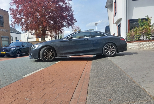 Mercedes-AMG S 63 Coupé C217