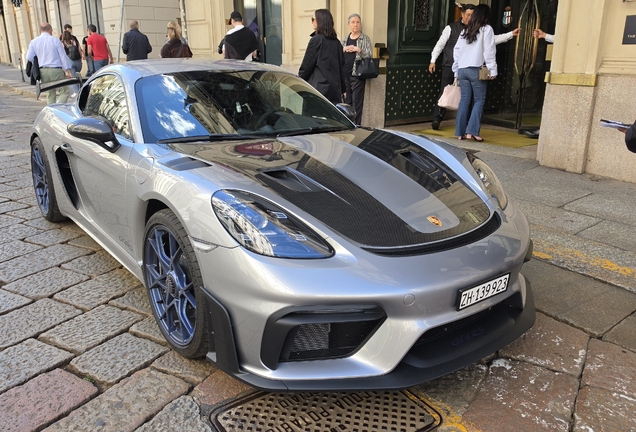 Porsche 718 Cayman GT4 RS