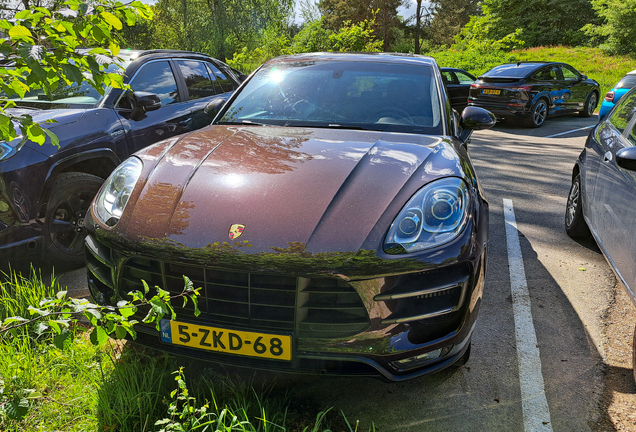 Porsche 95B Macan Turbo MkI