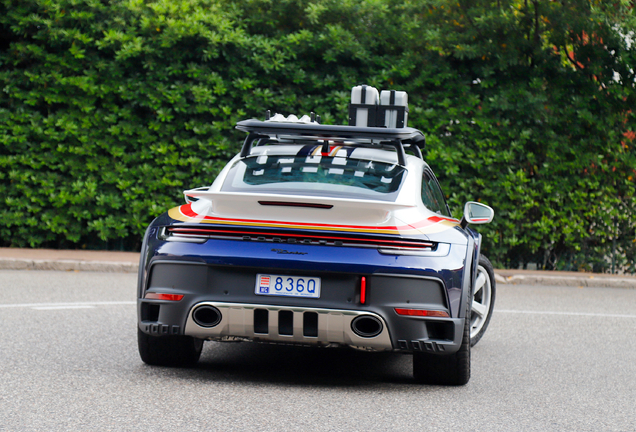 Porsche 992 Dakar