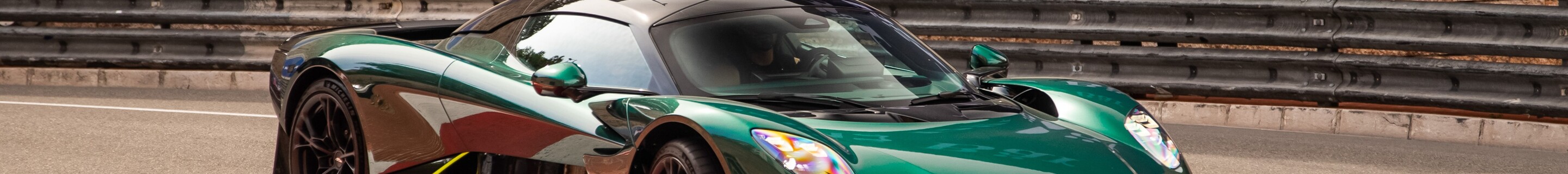 Aston Martin Valhalla