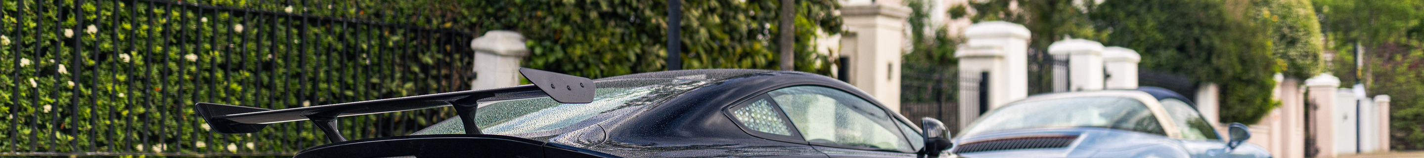 Aston Martin Vantage GT8