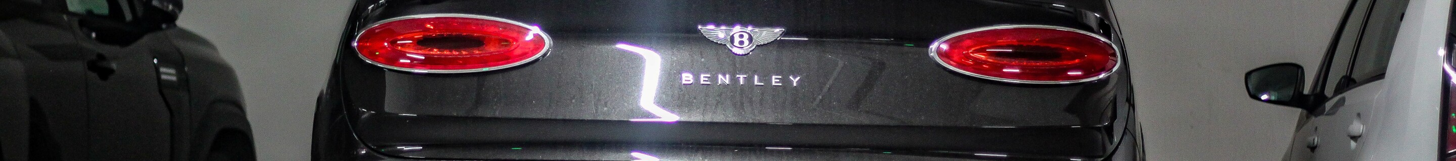 Bentley Bentayga Hybrid 2025 Atelier Edition